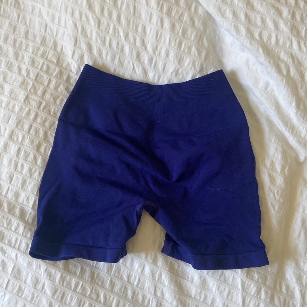 Alphalete amplify shorts